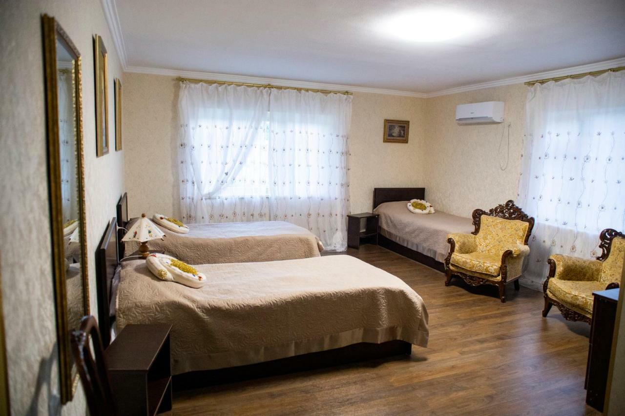 Art House Kutateli Hotel Ckaltubo Kültér fotó